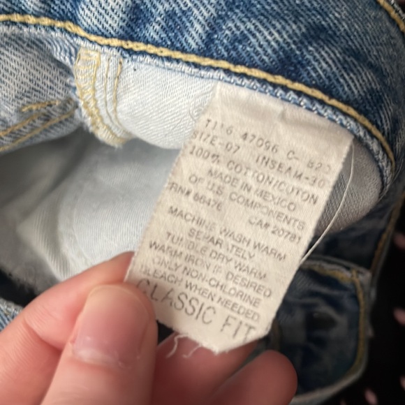 Classic fit med wash Tommy Hilfiger denim Jeans - Picture 8 of 8